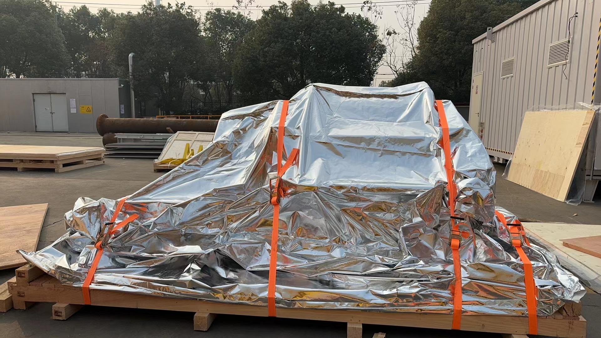 木包裝箱為何會變色？